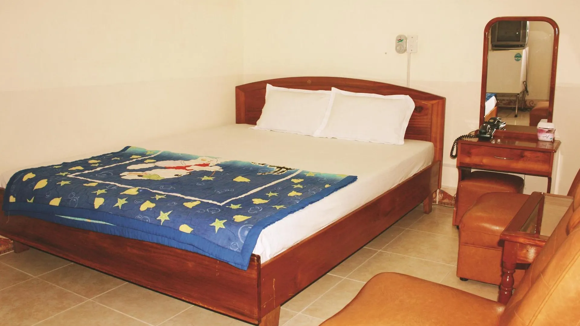 Dag Hotel Nha Trang 2*,